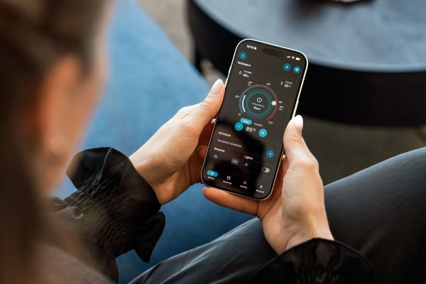 Unlocking the Power of Smart Thermostats: Effortless Room Temperature Management via Smartphone